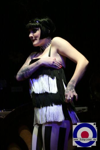 Cleo Viper (I) Ballroom Goes Burlesque - Neols Ballroom, Leipzig 15. September 2012 (9).JPG